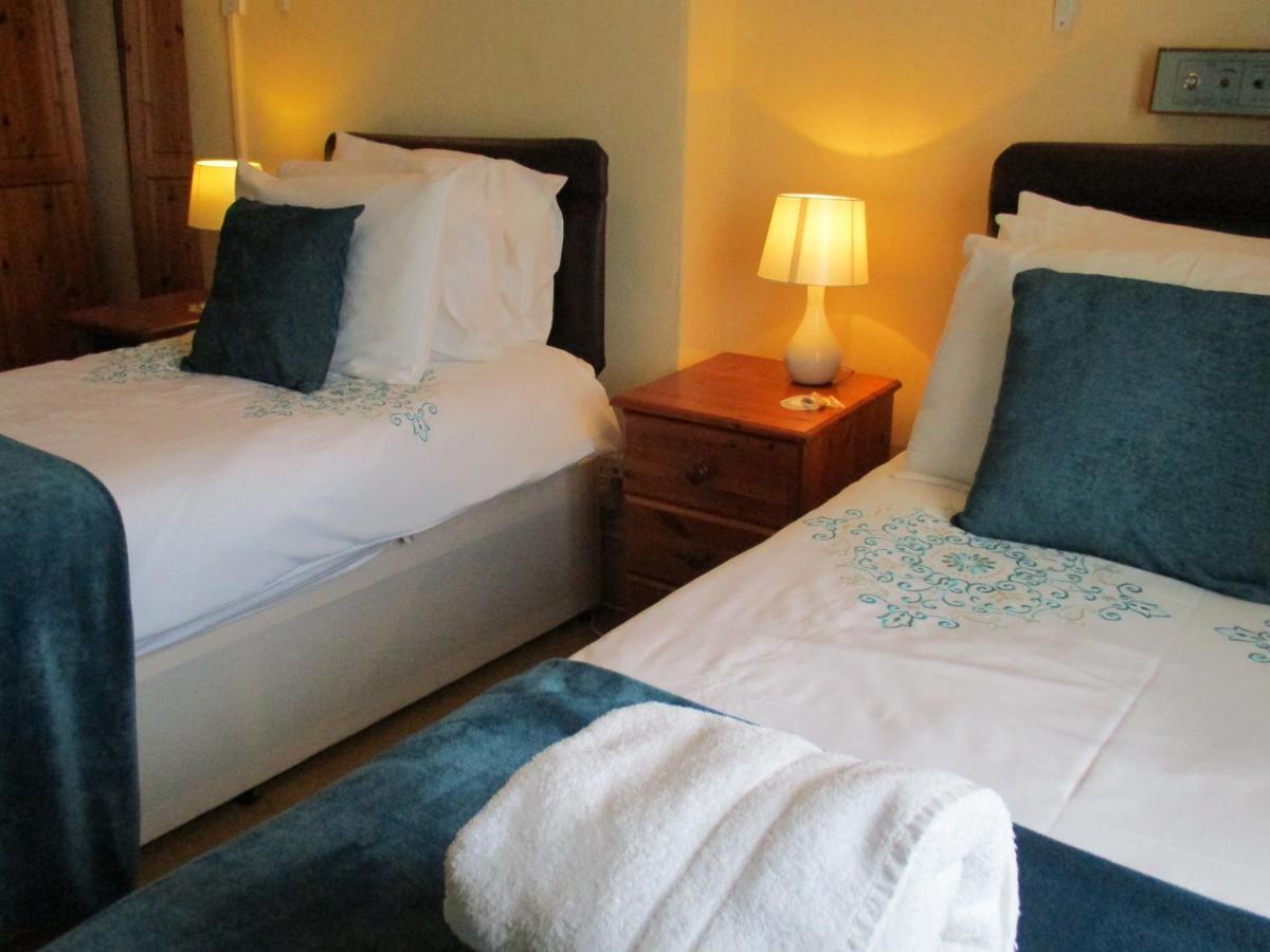 Cranborne Guest Accommodation Exclusively For Adults トーキー エクステリア 写真