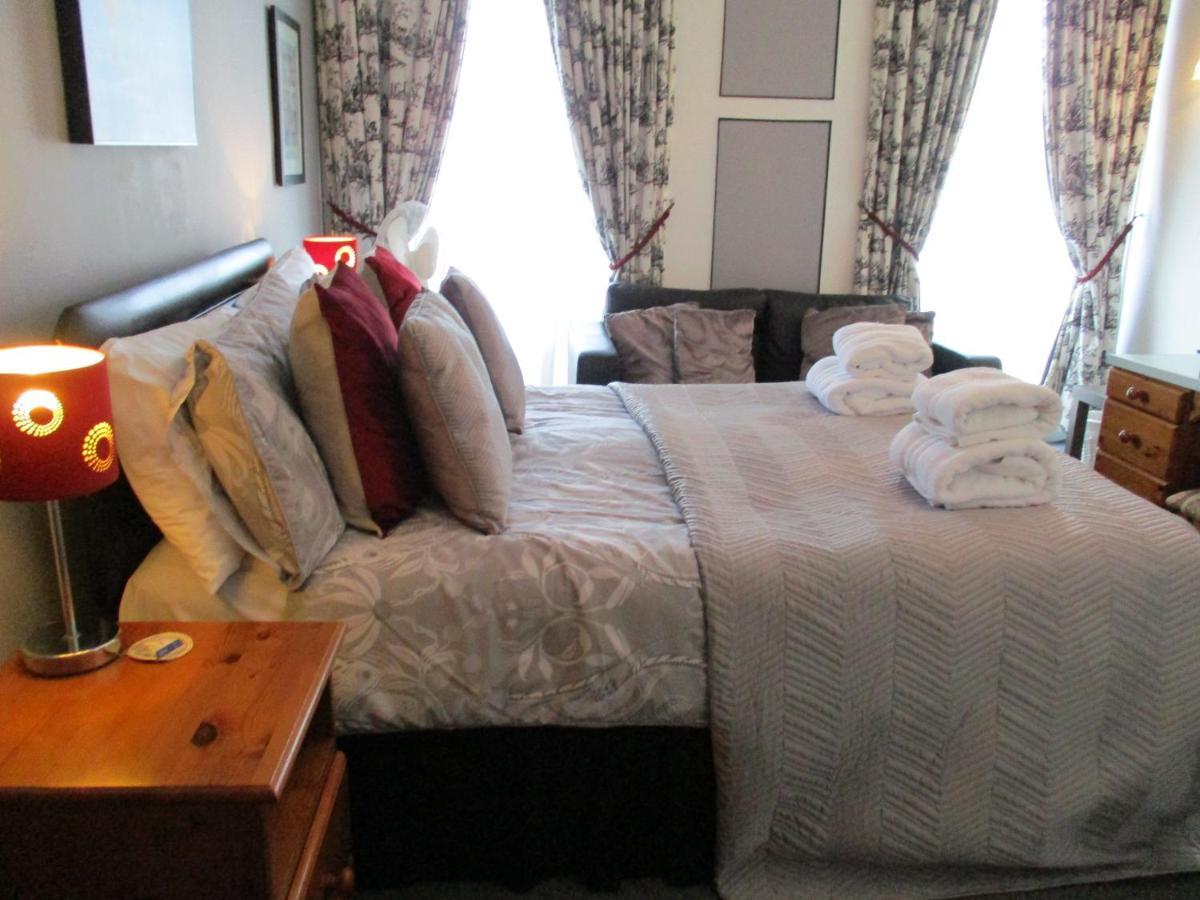 Cranborne Guest Accommodation Exclusively For Adults トーキー エクステリア 写真