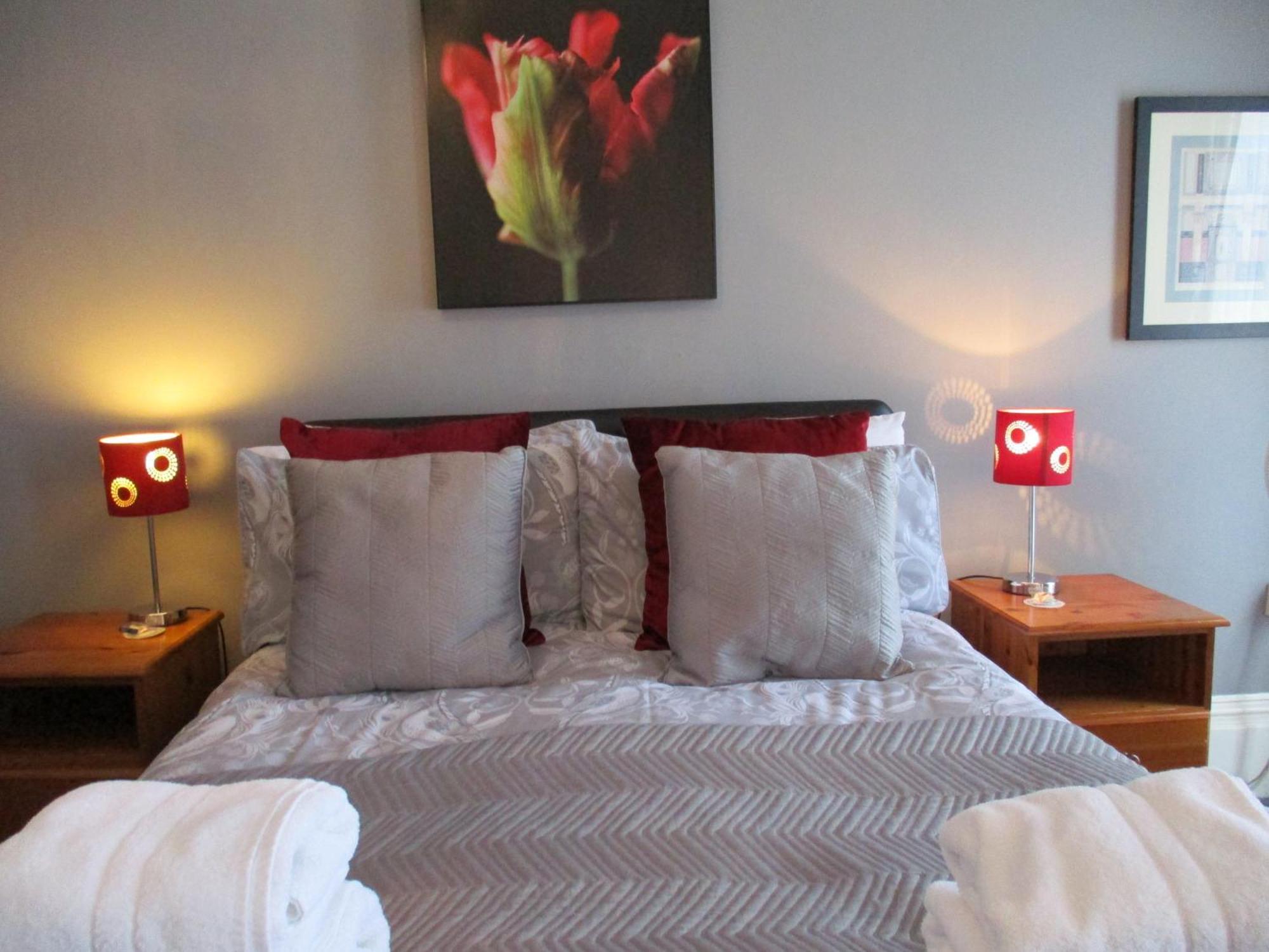 Cranborne Guest Accommodation Exclusively For Adults トーキー エクステリア 写真