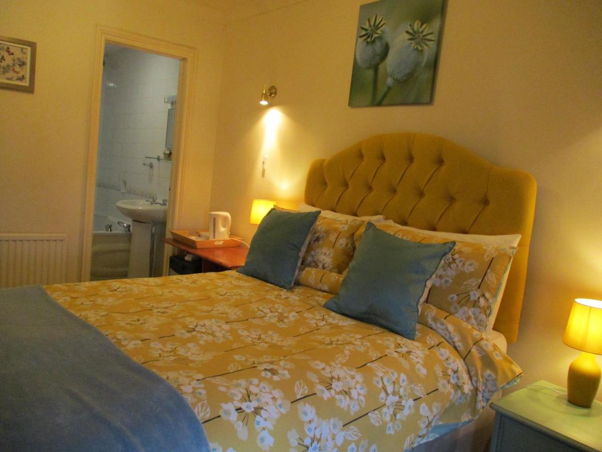 Cranborne Guest Accommodation Exclusively For Adults トーキー エクステリア 写真